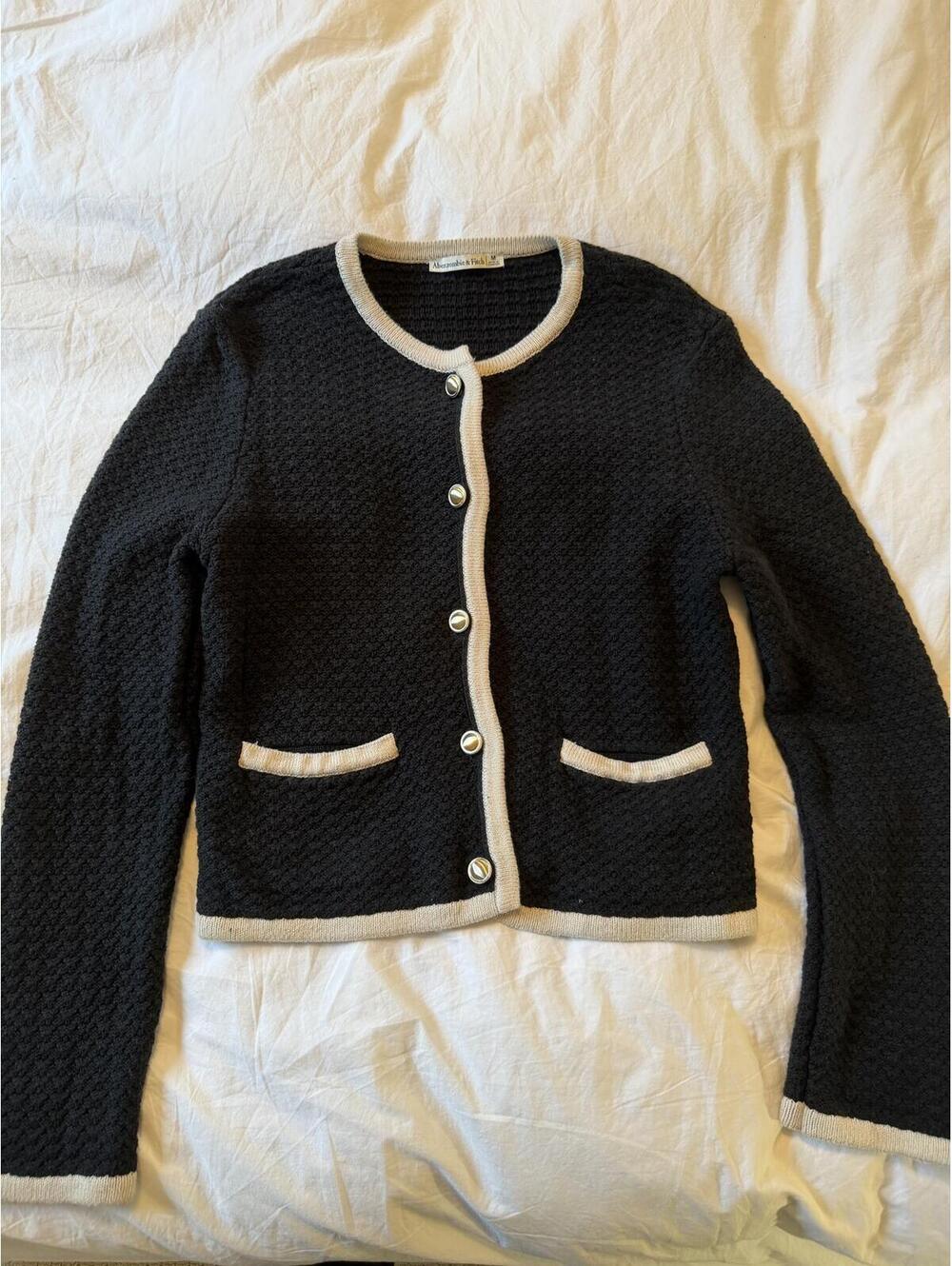 Abercrombie & Fitch Textural Crew Sweater Jacket - Picture 3 of 6